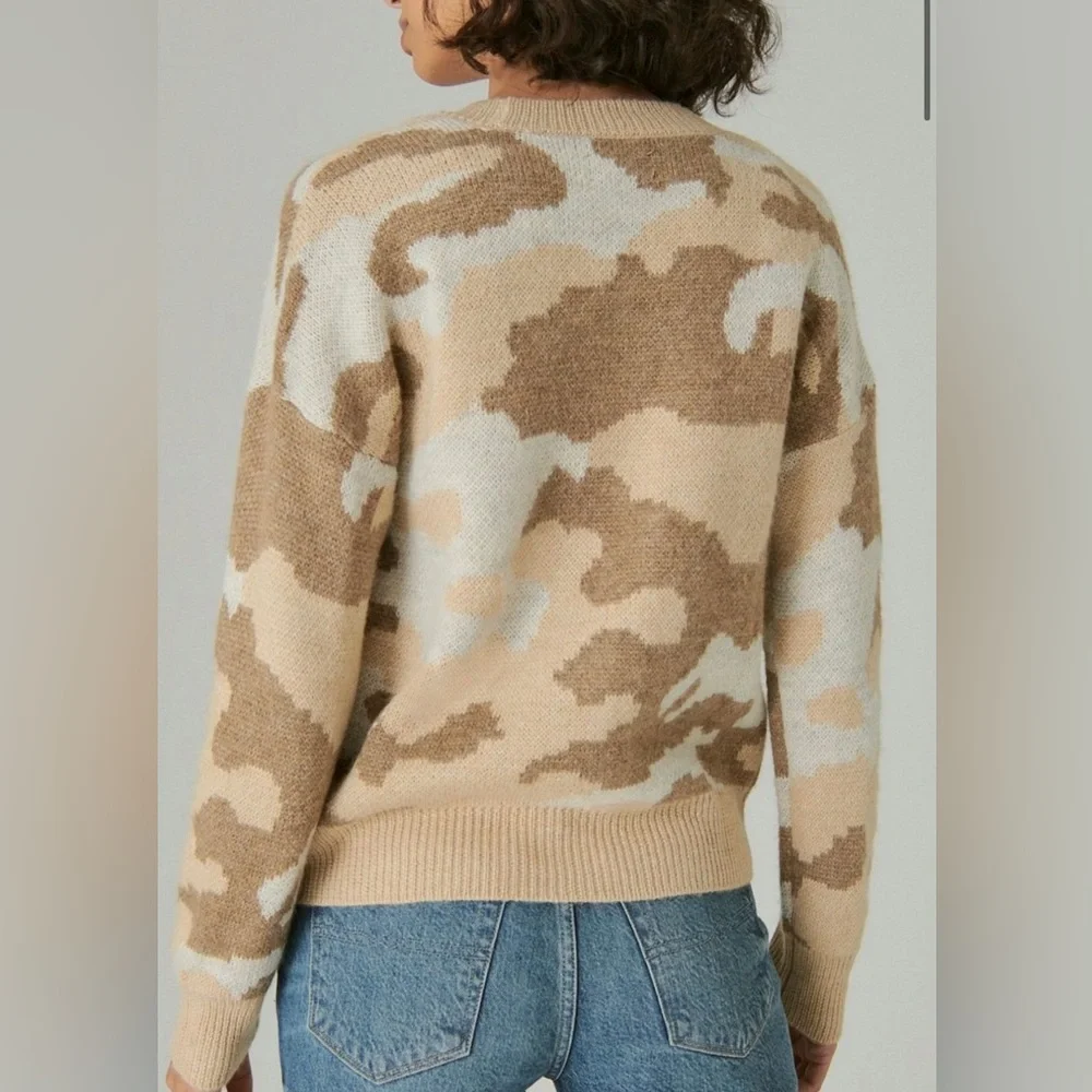 Lucky Brand Oversized Camo Cardigan in Natural - Picture 2 of 6